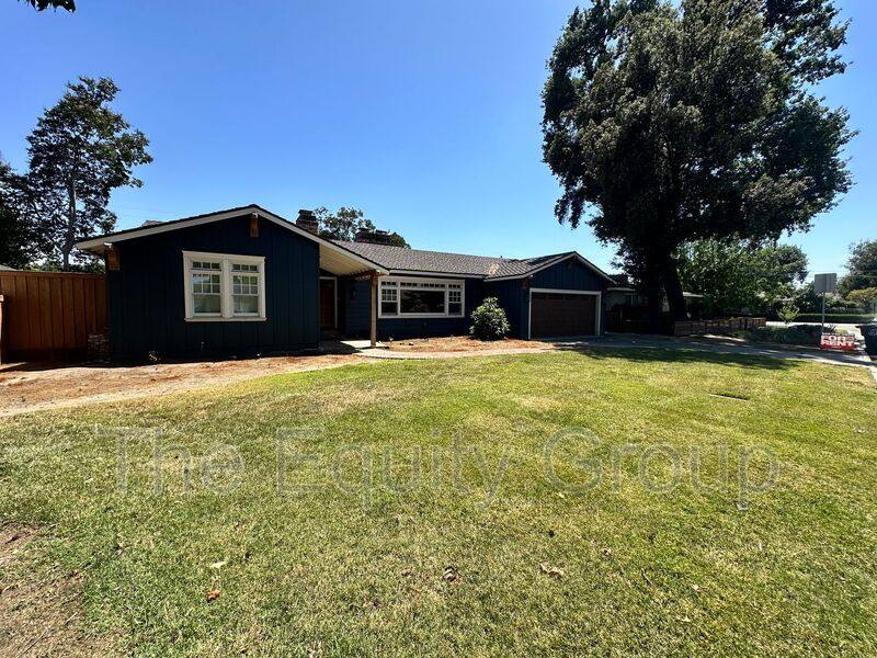 House for rent at 1531 W Laurel Ave, Visalia, CA 93277