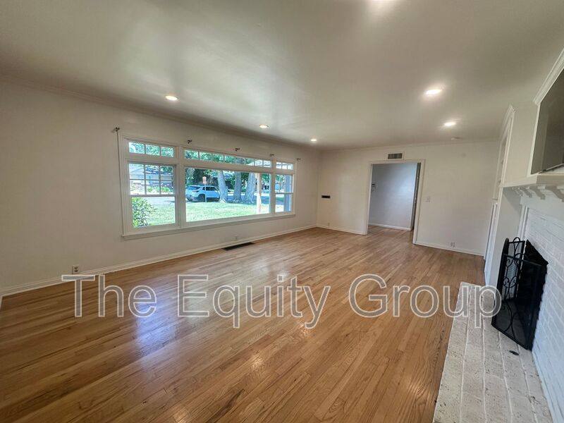 House for rent at 1531 W Laurel Ave, Visalia, CA 93277