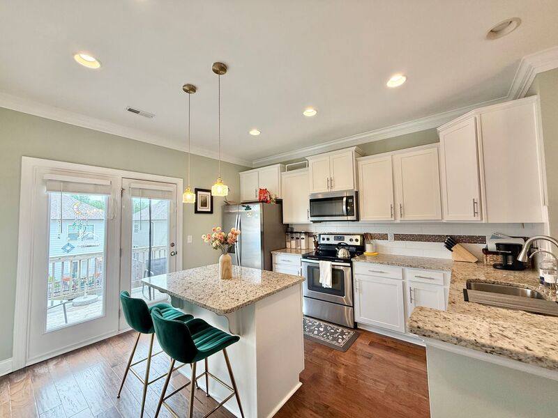 Townhouse for rent at 455 Village Commons Lane, Apex, NC 27502