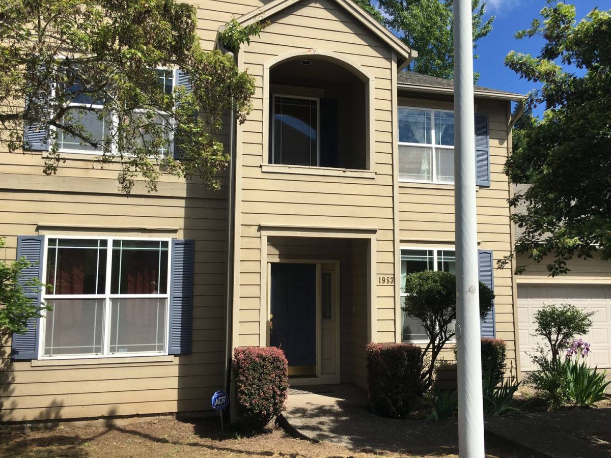 House for rent at 1983 SW 19th Terrace, Gresham, OR 97080