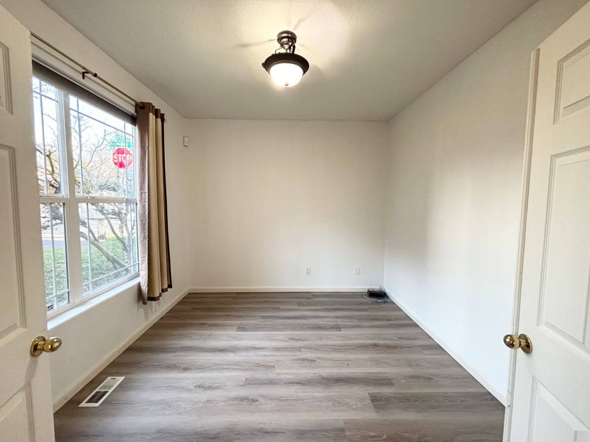 House for rent at 1983 SW 19th Terrace, Gresham, OR 97080