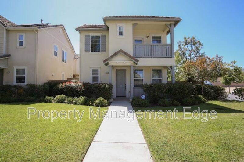 House for rent at 45830 Daviana Way, Temecula, CA 92592