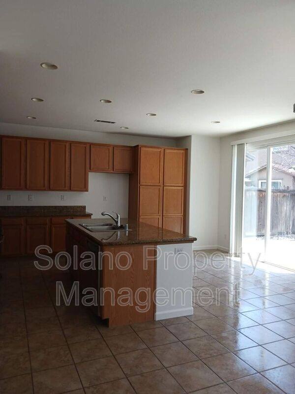 Apartment for rent at 2435 Hanson Dr, Fairfield, CA 94533