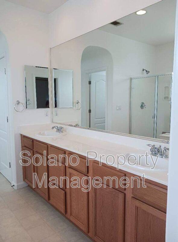 Apartment for rent at 2435 Hanson Dr, Fairfield, CA 94533