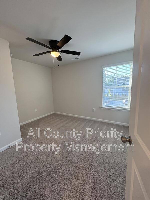 Townhouse for rent at 112 Boykin Ave, Selma, NC 27576