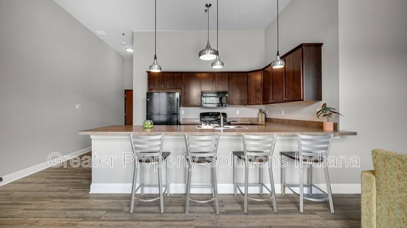 House for rent at 60 University Dr #210, Valparaiso, IN 46383