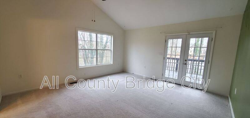 House for rent at 4 Hall Rd, Greenville, SC 29609