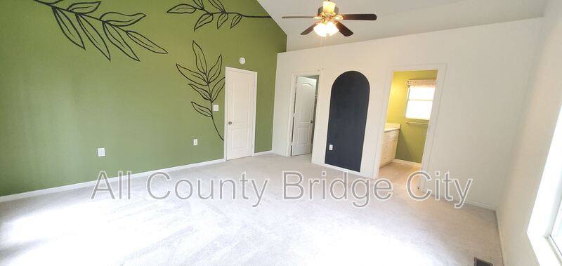 House for rent at 4 Hall Rd, Greenville, SC 29609