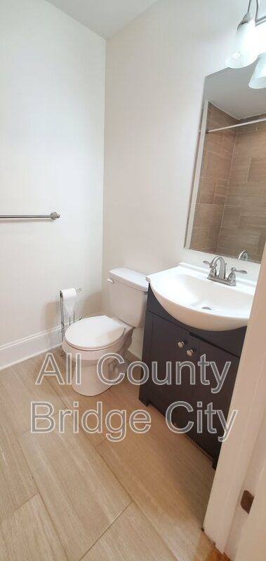 House for rent at 4 Hall Rd, Greenville, SC 29609