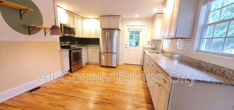 House for rent at 4 Hall Rd, Greenville, SC 29609