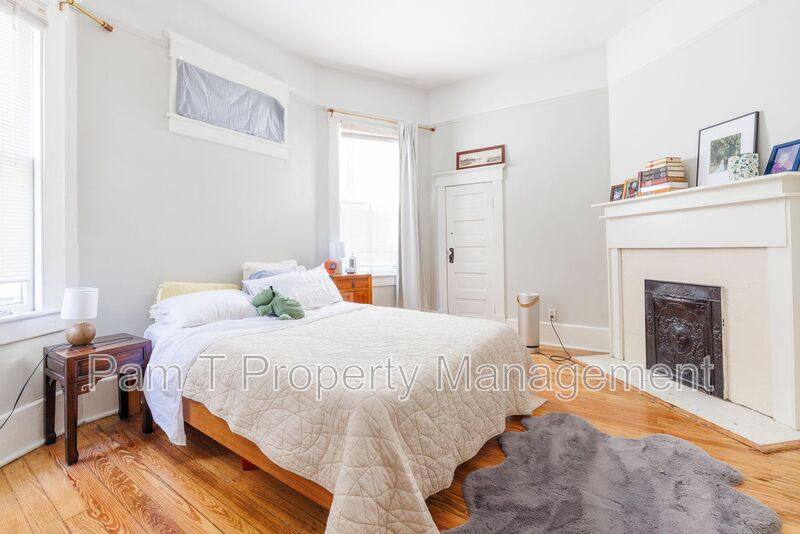 Apartment for rent at 2202 Bull St, Savannah, GA 31401