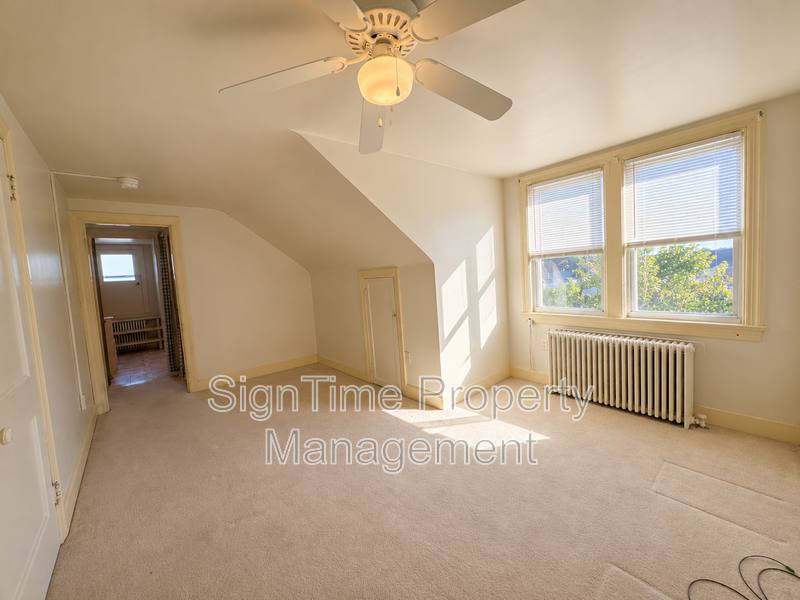 Apartment for rent at 231 N Cleveland Ave #5, Hagerstown, MD 21740