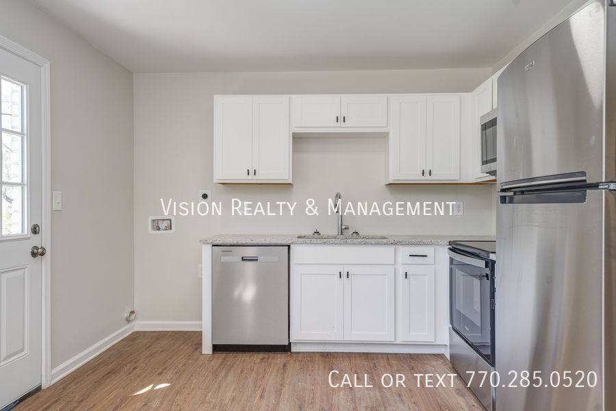 Apartment for rent at 102 Sewell Rd, Bremen, GA 30110