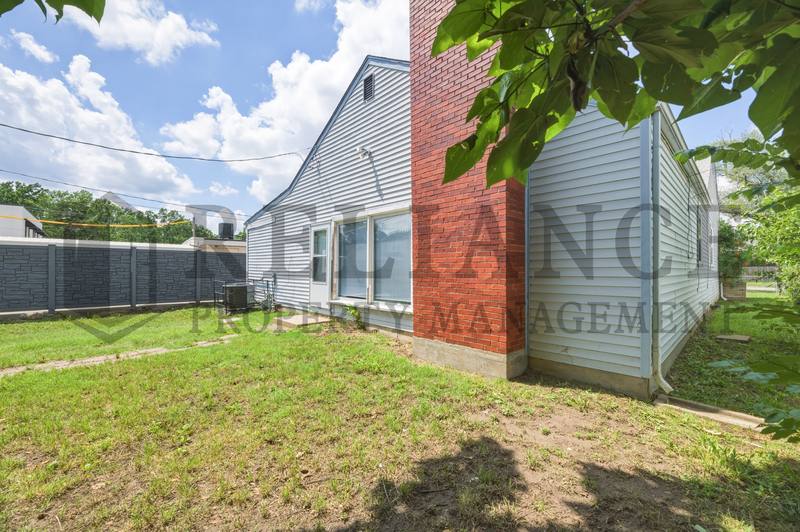 House for rent at 3123 W Douglas Ave, Wichita, KS 67213