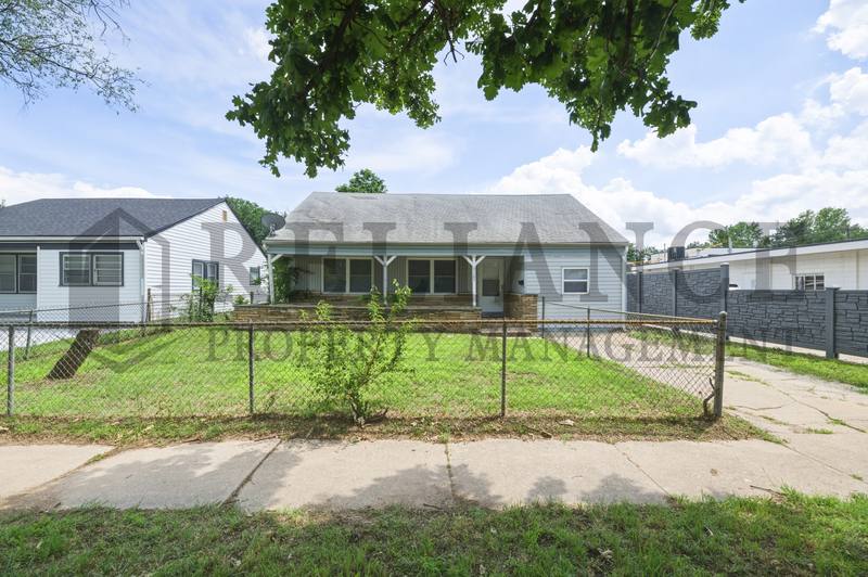 House for rent at 3123 W Douglas Ave, Wichita, KS 67213