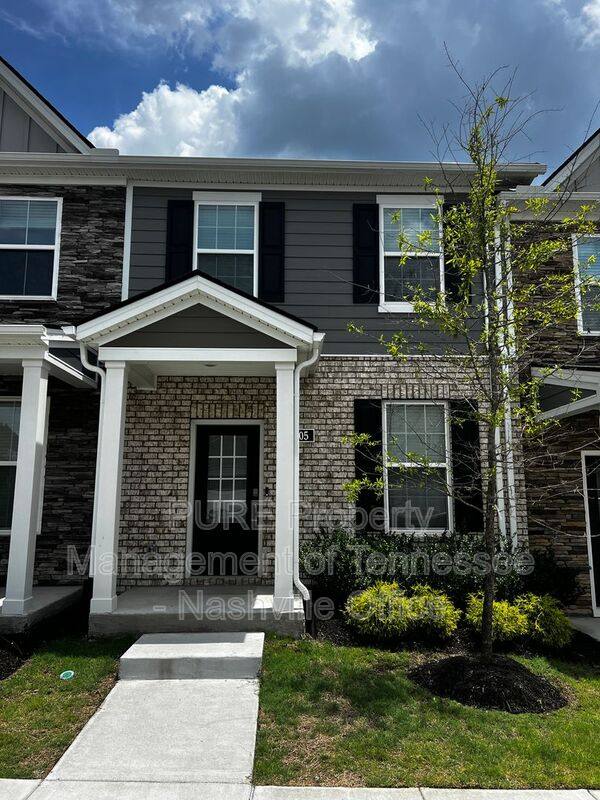 Townhouse for rent at 405 Augustine Dr, Lebanon, TN 37087