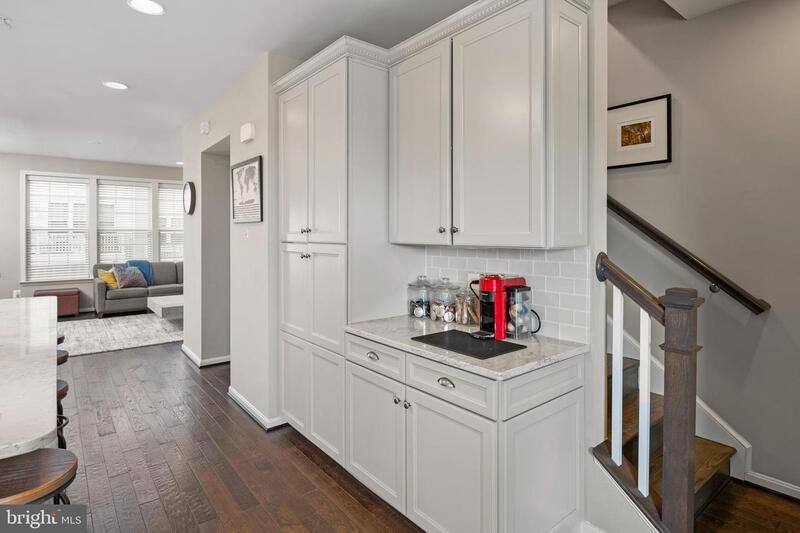 Townhouse for rent at 1310 Jackson St #1, Baltimore, MD 21230