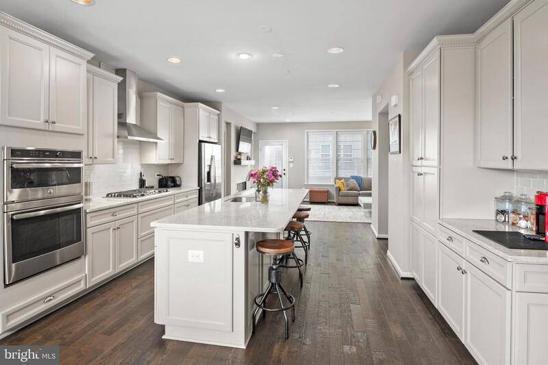 Townhouse for rent at 1310 Jackson St #1, Baltimore, MD 21230