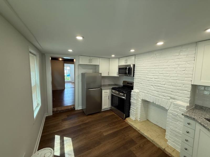 Townhouse for rent at 24 E Henrietta St #1, Baltimore, MD 21230