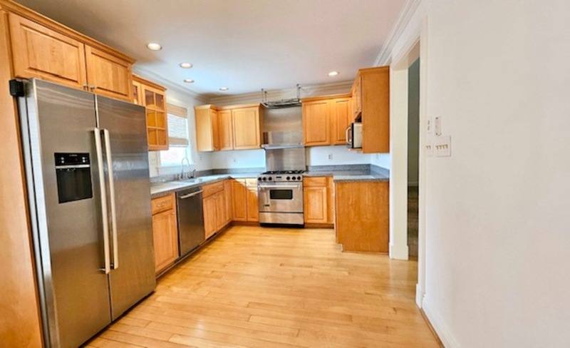 Townhouse for rent at 19 Glasshouse Garth #1, Nottingham, MD 21236