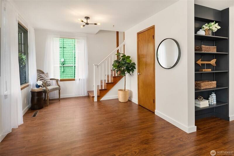 House for rent at 5548 27th Ave NE #A, Seattle, WA 98105