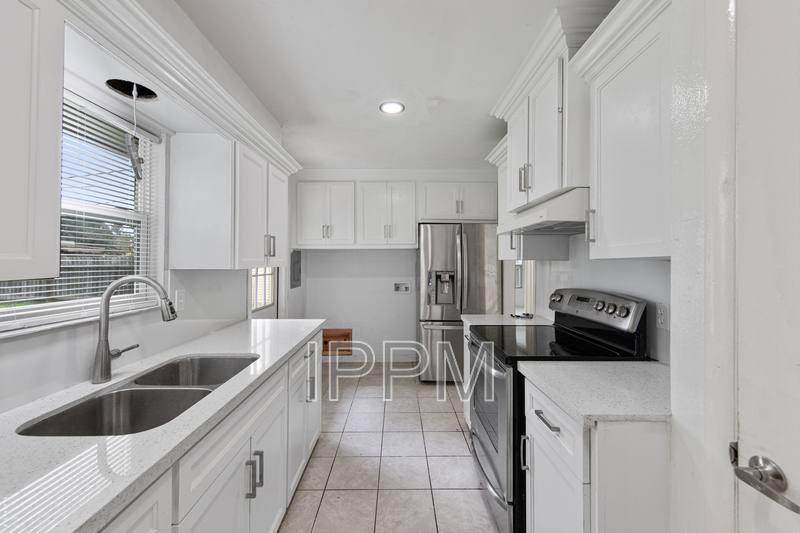 House for rent at 717 E Jim Hogg Ave, Harlingen, TX 78550