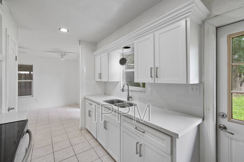 House for rent at 717 E Jim Hogg Ave, Harlingen, TX 78550