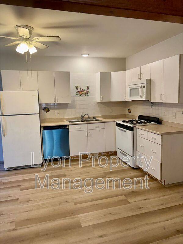 Apartment for rent at 92-94 Anthony Ave, Pawtucket, RI 02860