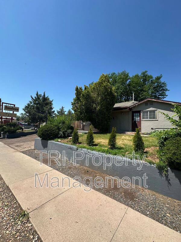 Apartment for rent at 2131 8th Ave #12, Greeley, CO 80631