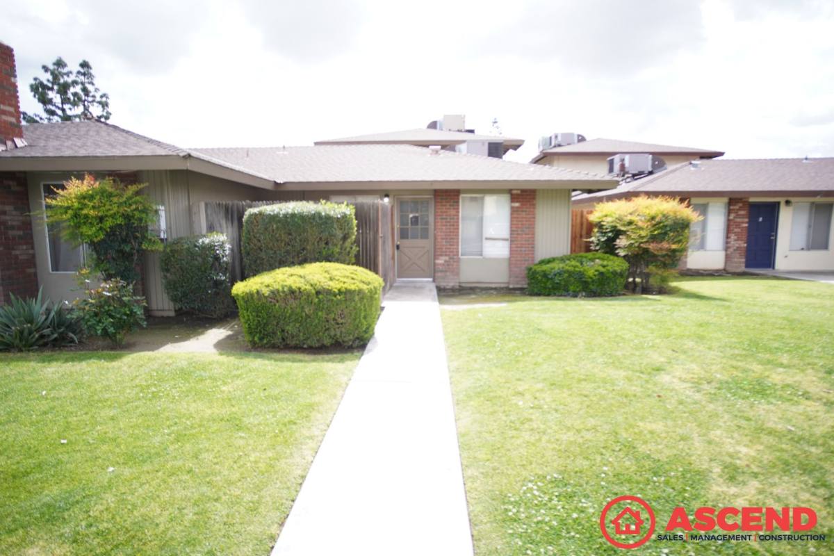 Apartment for rent at 4717 Buckley Way, Bakersfield, CA 93309
