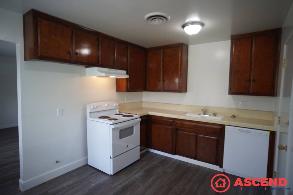 Apartment for rent at 4717 Buckley Way, Bakersfield, CA 93309