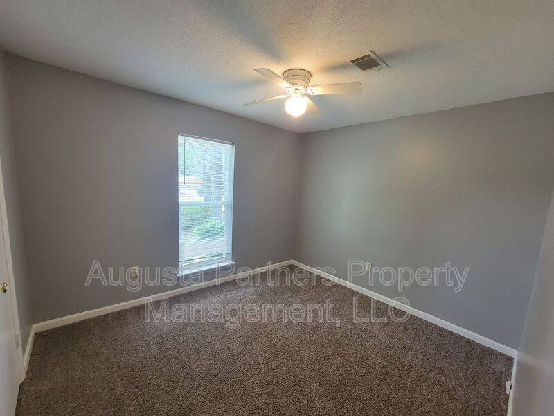 House for rent at 3528 Woodlake Rd, Hephzibah, GA 30815