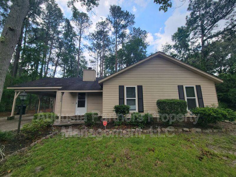 House for rent at 3528 Woodlake Rd, Hephzibah, GA 30815