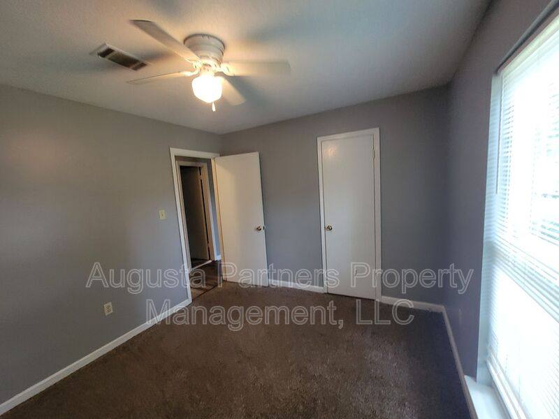 House for rent at 3528 Woodlake Rd, Hephzibah, GA 30815