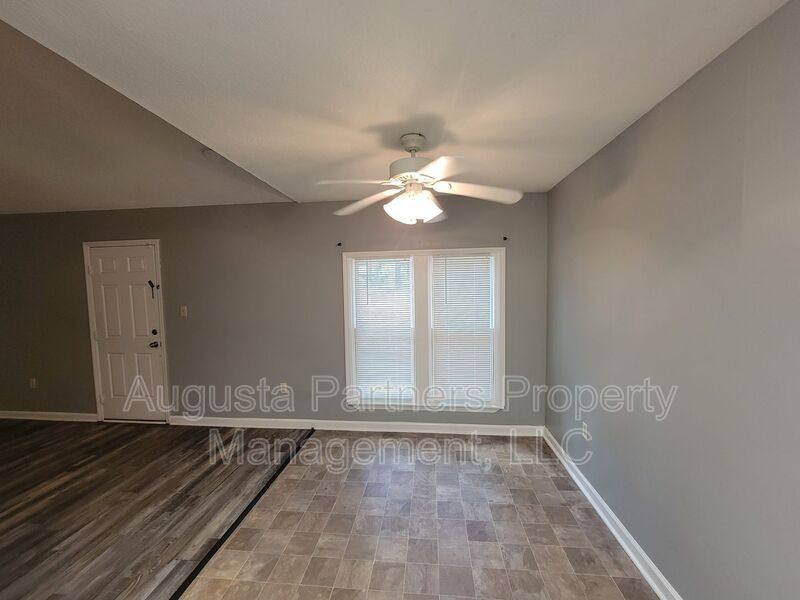 House for rent at 3528 Woodlake Rd, Hephzibah, GA 30815