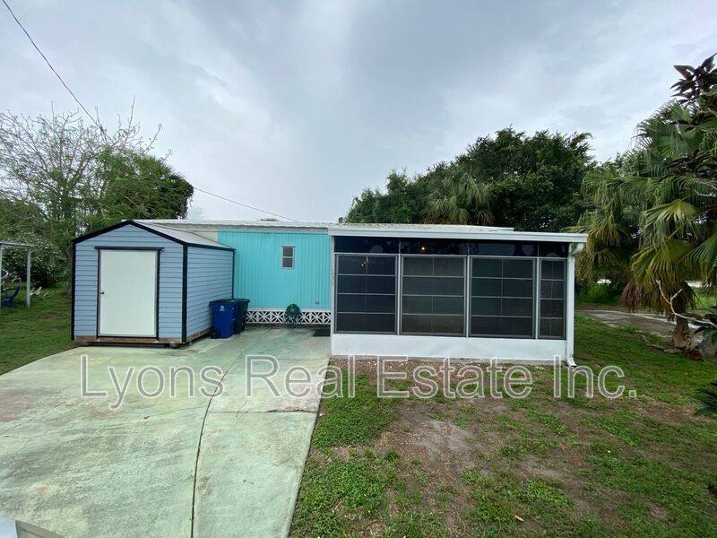 House for rent at 234 Lamplighter Lane, North Fort Myers, FL 33917
