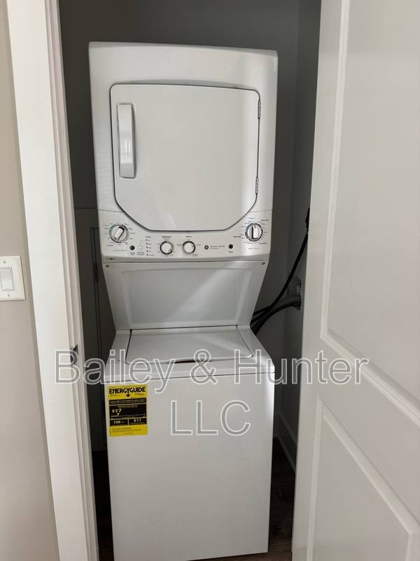 Apartment for rent at 81 Martin Ave SE #B, Atlanta, GA 30315