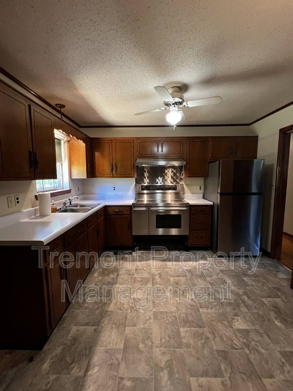 House for rent at 7424 Runyan Rd, Georgetown, TN 37336