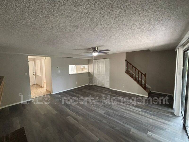 Townhouse for rent at 4974 Sanoma Village, Orlando, FL 32808
