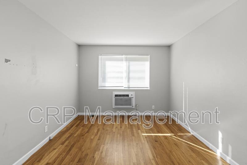 Apartment for rent at 4305 Virginia Ave #204, Saint Louis, MO 63111