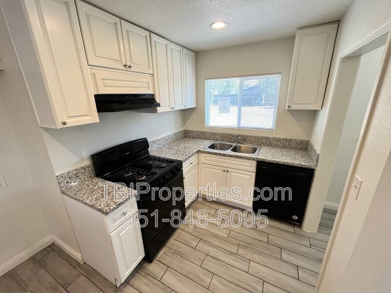 House for rent at 848 W 29th St, San Bernardino, CA 92405
