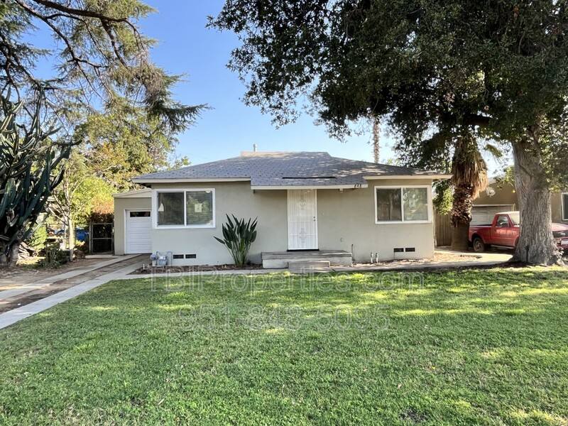 House for rent at 848 W 29th St, San Bernardino, CA 92405