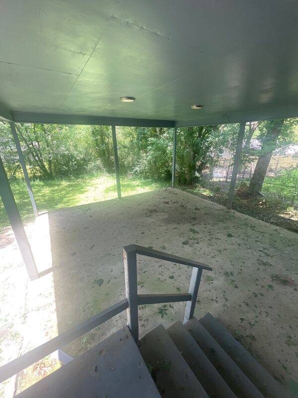 House for rent at 1010 Deryll St, Jackson, MS 39212