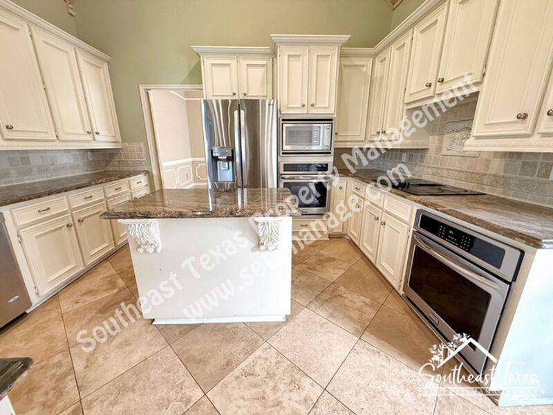 House for rent at 4980 Littlewood Dr, Beaumont, TX 77706