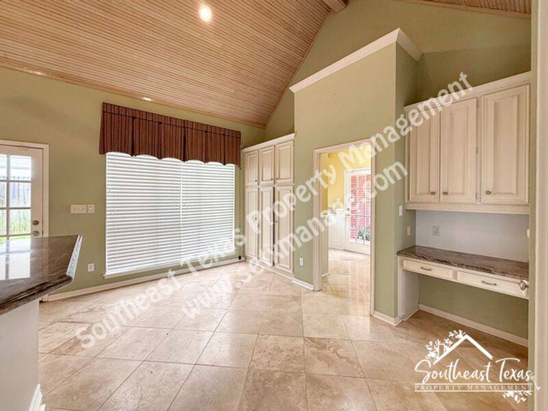 House for rent at 4980 Littlewood Dr, Beaumont, TX 77706