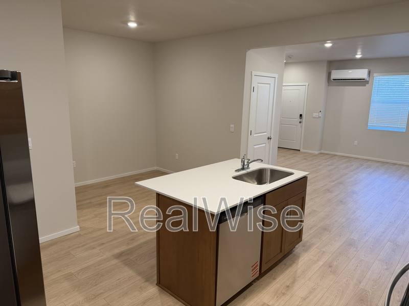 House for rent at 62755 Eagle Rd, Bend, OR 97701