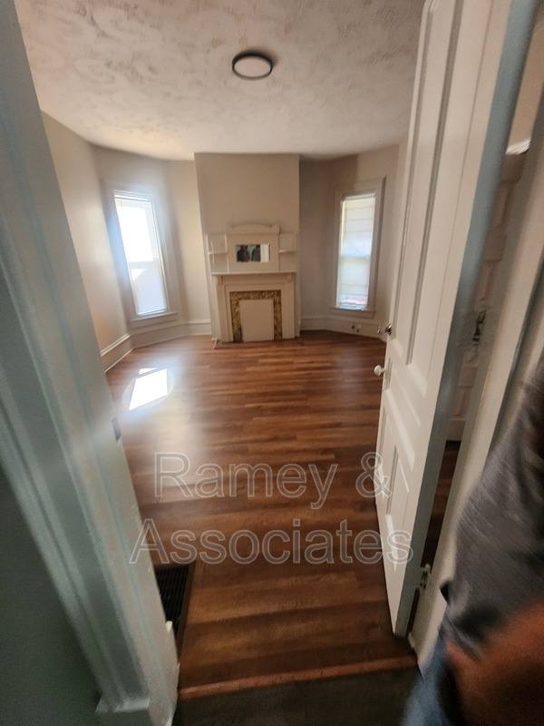 Apartment for rent at 1842 Bolling Ave, Louisville, KY 40210