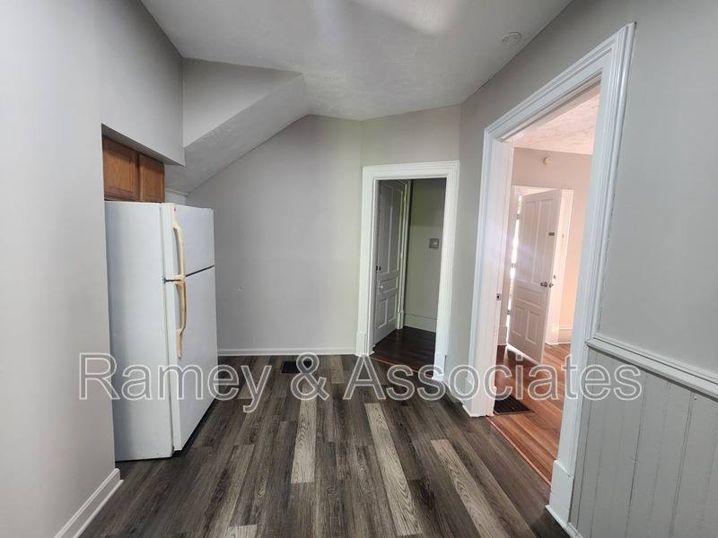 Apartment for rent at 1842 Bolling Ave, Louisville, KY 40210