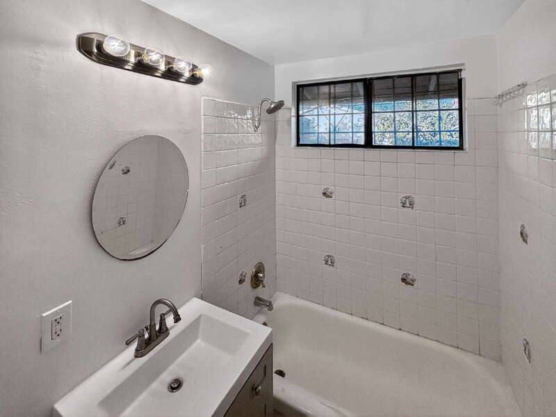 House for rent at 20728 Norwalk Blvd, Lakewood, CA 90715