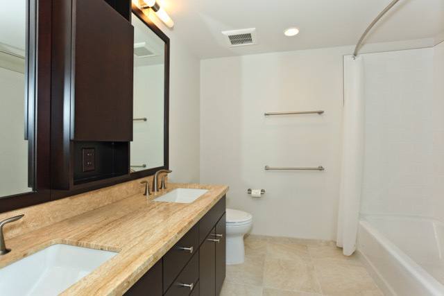 Apartment for rent at 1189 Waimanu St, Honolulu, HI 96814